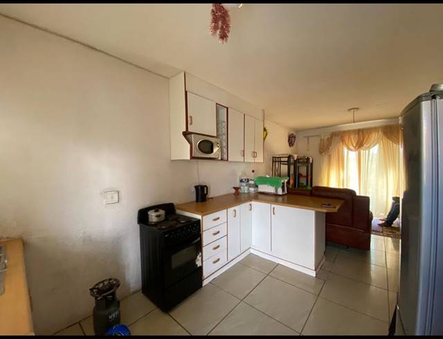 2 BEDROOM APARTMENT FOR SALE IN GREEN HILLS